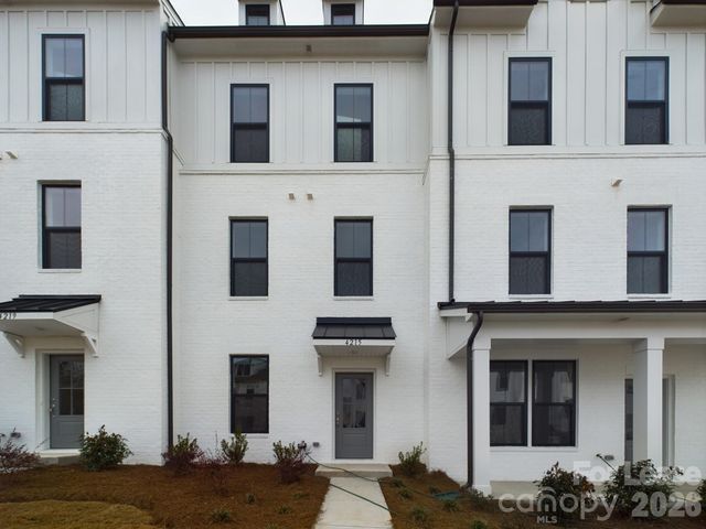 4211 Alexander View Drive, Charlotte, NC 28226