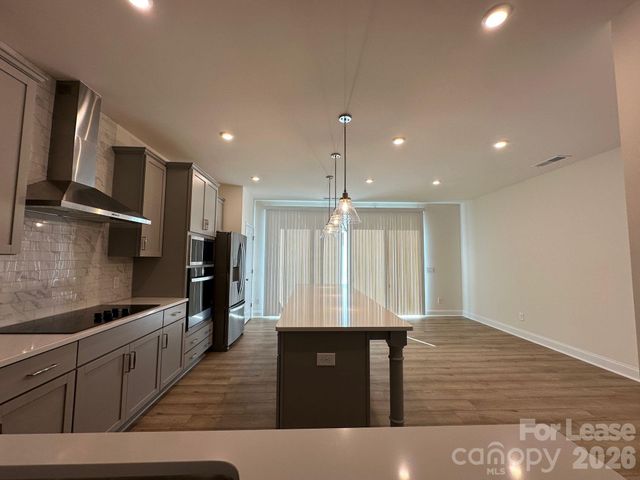 4211 Alexander View Drive, Charlotte, NC 28226