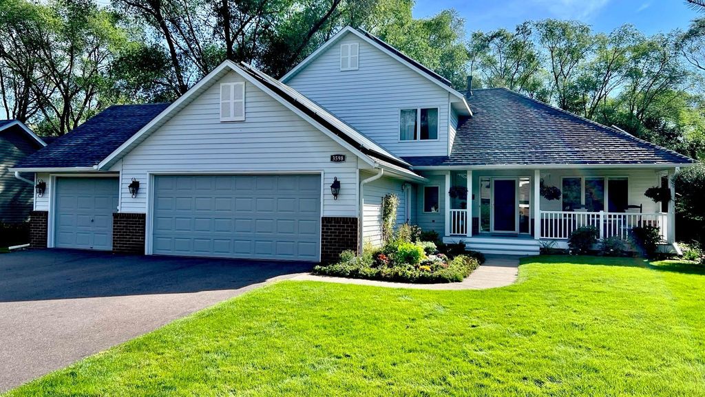 3598 Searle Court, Vadnais Heights, MN 55127 — exterior
