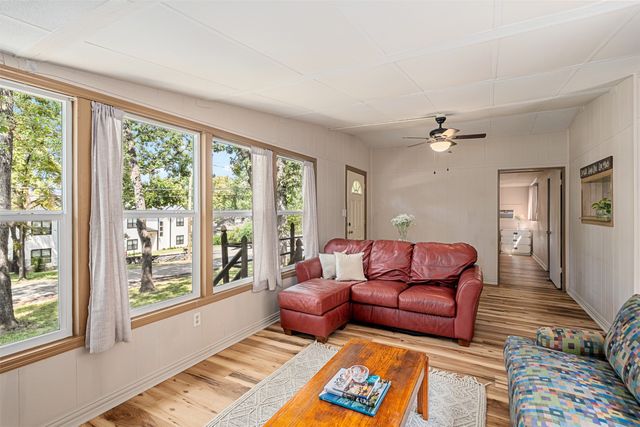 306 Dyer Circle, Payne Springs, TX 75156