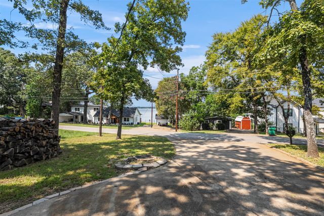 306 Dyer Circle, Payne Springs, TX 75156