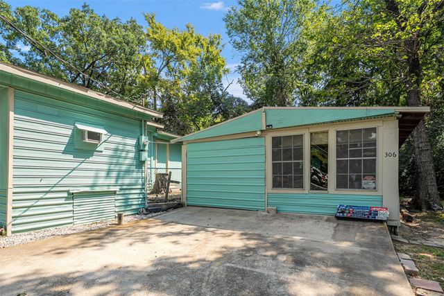 306 Dyer Circle, Payne Springs, TX 75156