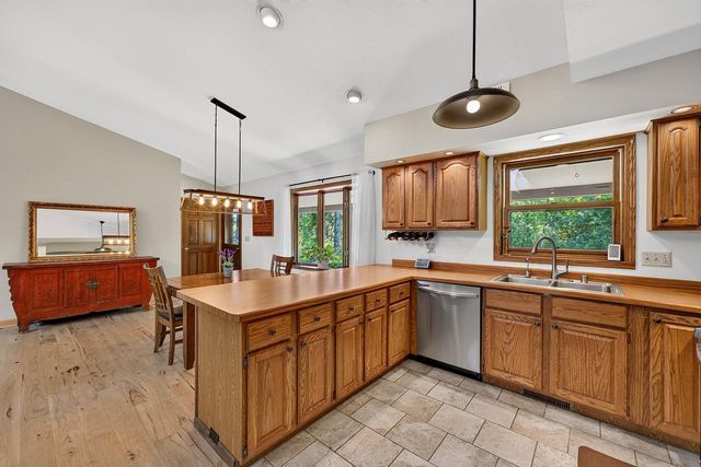 6242 Pleasant Valley ROAD, Grafton, WI 53024