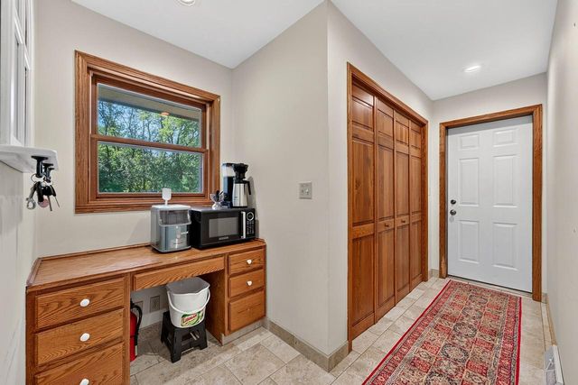 6242 Pleasant Valley ROAD, Grafton, WI 53024
