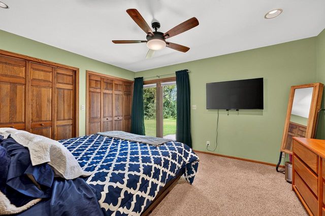 6242 Pleasant Valley ROAD, Grafton, WI 53024