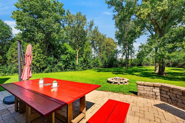 6242 Pleasant Valley ROAD, Grafton, WI 53024