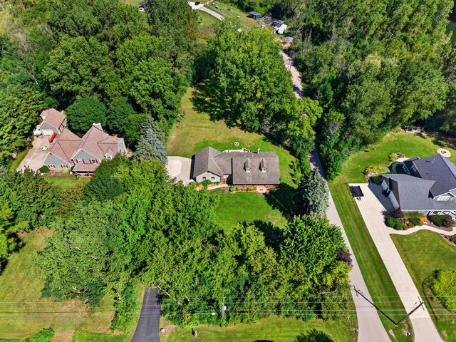 6242 Pleasant Valley ROAD, Grafton, WI 53024