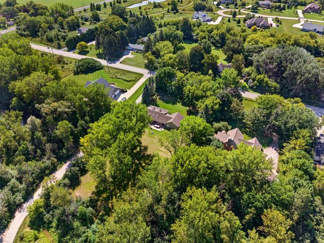 6242 Pleasant Valley ROAD, Grafton, WI 53024