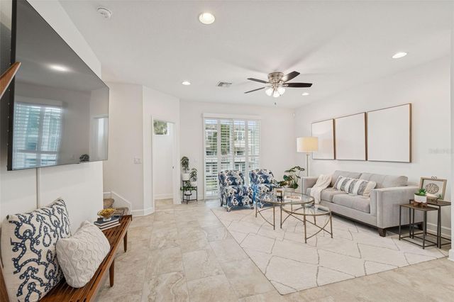 3232 W HORATIO STREET, Tampa, FL 33609