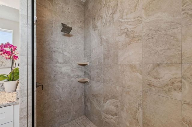 3232 W HORATIO STREET, Tampa, FL 33609