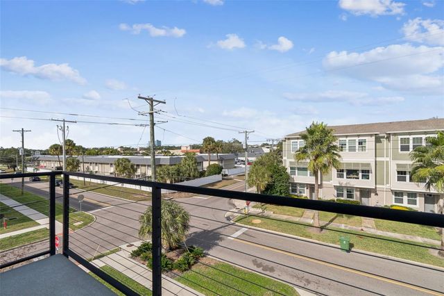 3232 W HORATIO STREET, Tampa, FL 33609