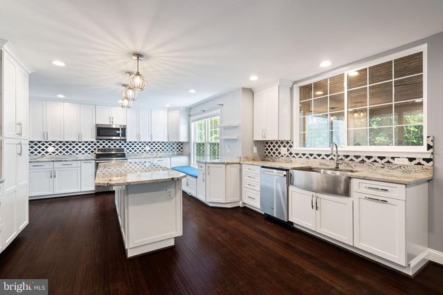 6 STURBRIDGE LN, Stafford, VA 22554