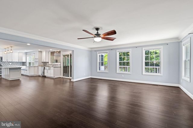 6 STURBRIDGE LN, Stafford, VA 22554