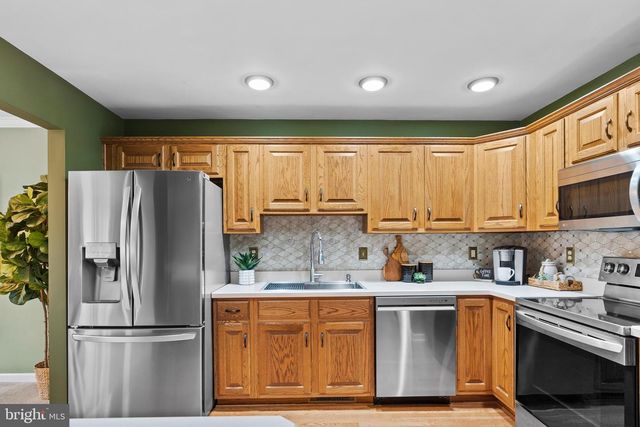 5225 WINTHROP AVE, Mechanicsburg, PA 17050