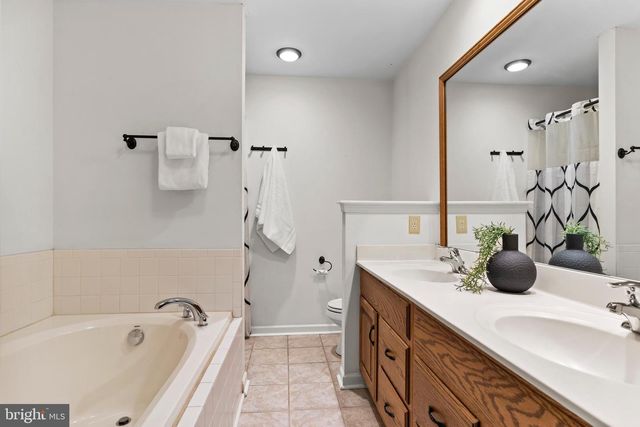 5225 WINTHROP AVE, Mechanicsburg, PA 17050