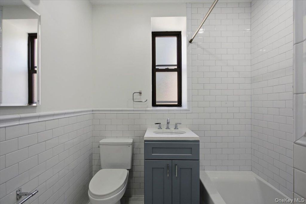 27 N Central Avenue 5D, Hartsdale, NY 10530 — photo 5
