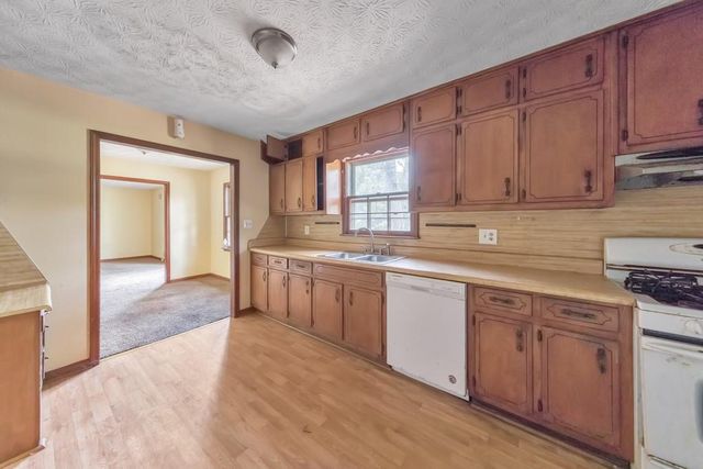 921 Curry Circle SE, Conyers, GA 30094