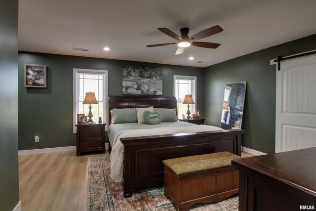 55550 Lone Cedar Trail, New London, MO 63459