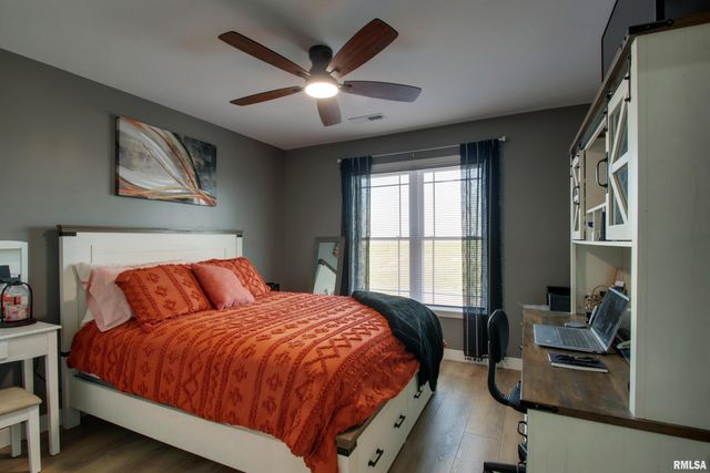 55550 Lone Cedar Trail, New London, MO 63459