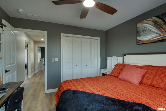 55550 Lone Cedar Trail, New London, MO 63459