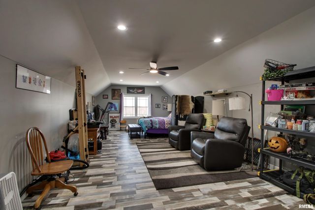 55550 Lone Cedar Trail, New London, MO 63459