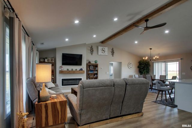 55550 Lone Cedar Trail, New London, MO 63459