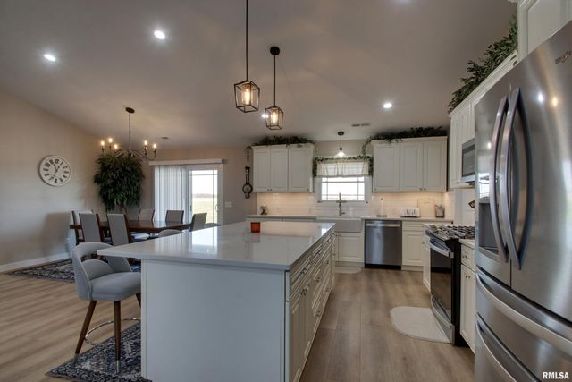 55550 Lone Cedar Trail, New London, MO 63459