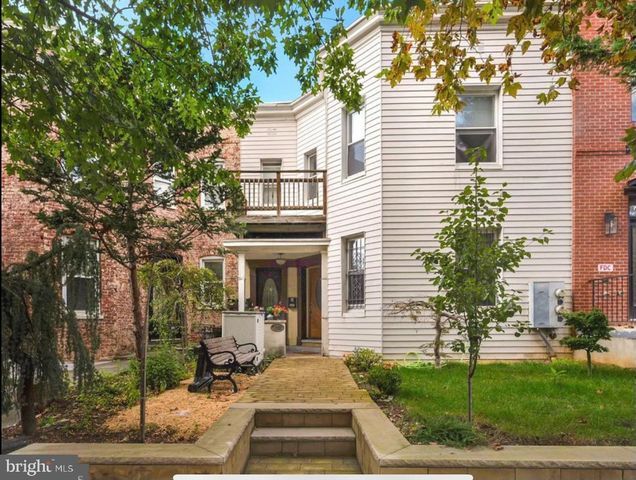 729 KENYON ST NW, Washington, DC 20010