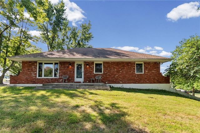 17524 Georgetown Road, Holt, MO 64048