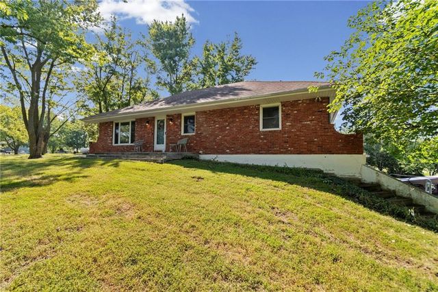 17524 Georgetown Road, Holt, MO 64048