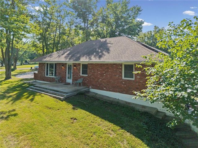 17524 Georgetown Road, Holt, MO 64048