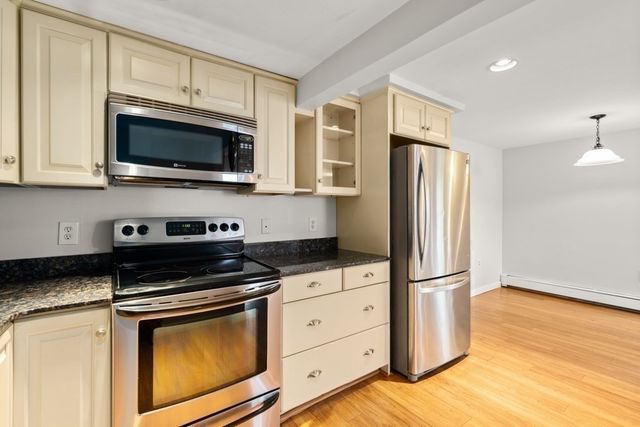 47 Telegraph St 2, Boston, MA 02127