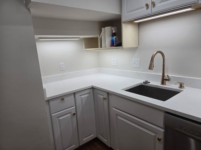 47 Telegraph St 2, Boston, MA 02127