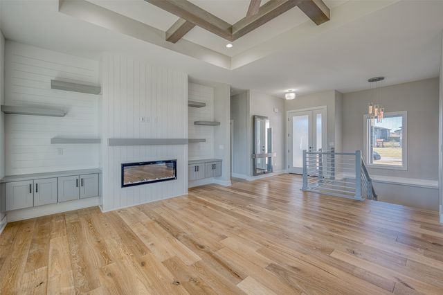 2901 NE Cherry Court, Grimes, IA 50111