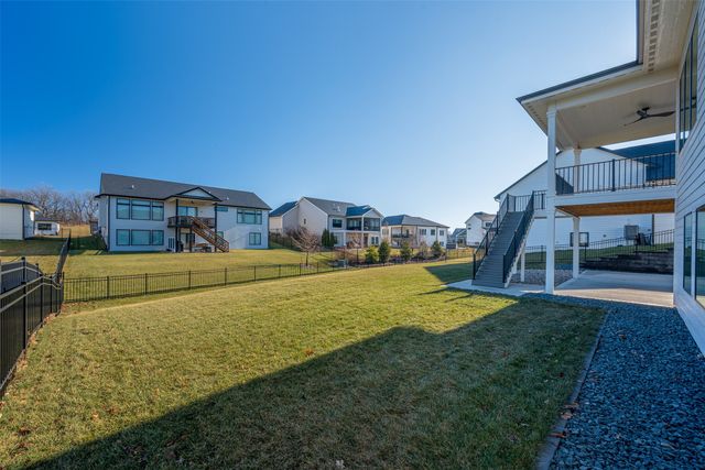 2901 NE Cherry Court, Grimes, IA 50111