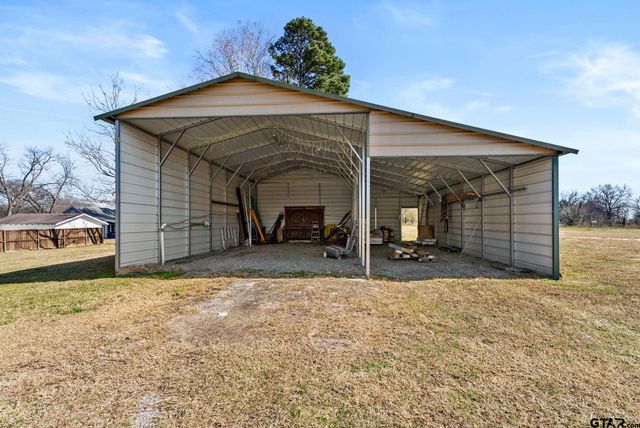 605 Dallas St., Winona, TX 75792