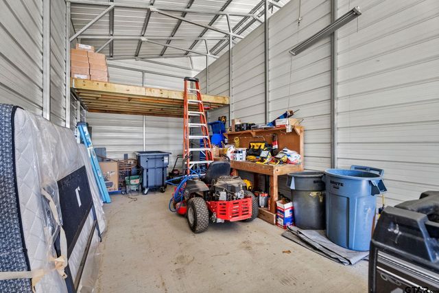 605 Dallas St., Winona, TX 75792