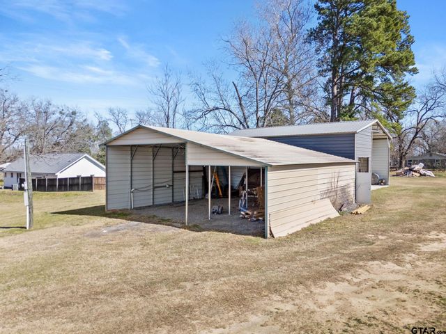 605 Dallas St., Winona, TX 75792