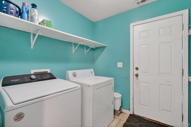 45196 76th Avenue, Decatur Township, MI 49045