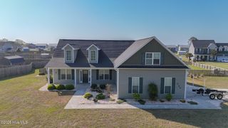 121 Shell Rock Circle, Hubert, NC 28539