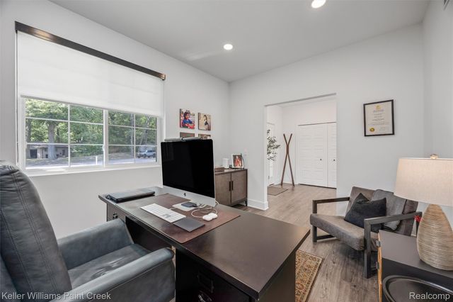 307 Kendry, Bloomfield Hills, MI 48302