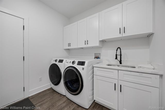 307 Kendry, Bloomfield Hills, MI 48302