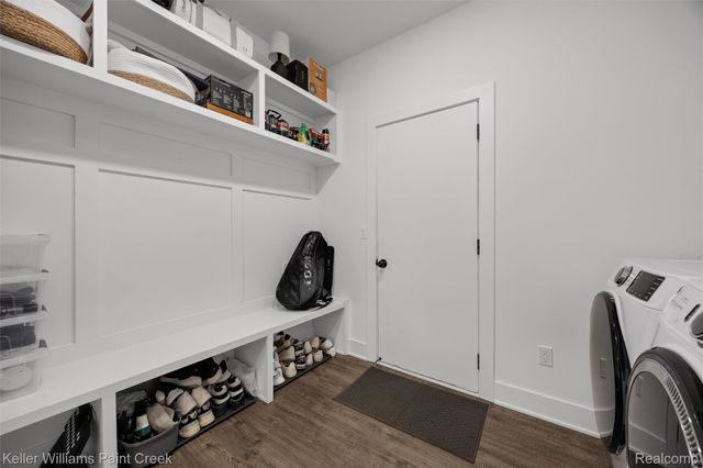 307 Kendry, Bloomfield Hills, MI 48302
