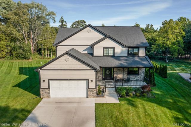 307 Kendry, Bloomfield Hills, MI 48302