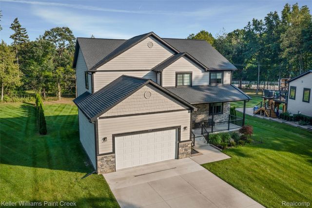 307 Kendry, Bloomfield Hills, MI 48302