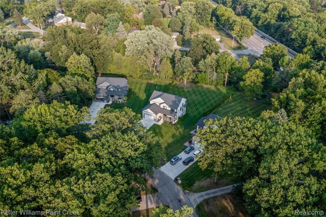 307 Kendry, Bloomfield Hills, MI 48302