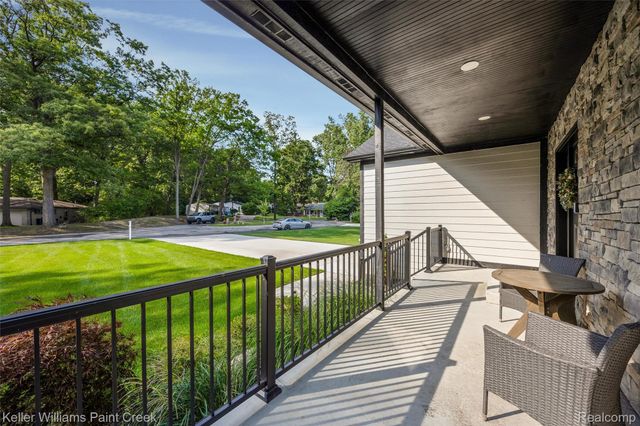307 Kendry, Bloomfield Hills, MI 48302