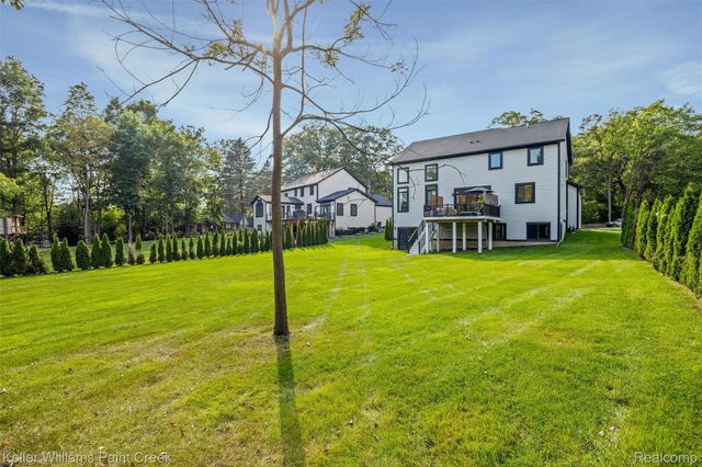 307 Kendry, Bloomfield Hills, MI 48302