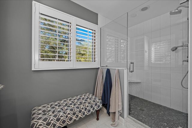 1221 N Loomis Street, Naperville, IL 60563