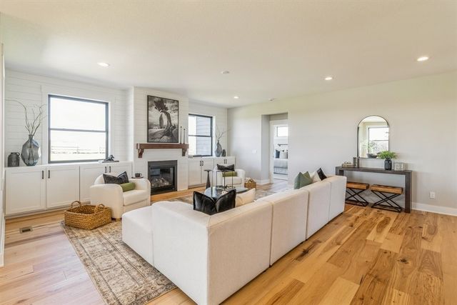 50061 Prairie Point Court, Ames, IA 50014